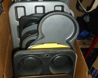 Most never used Wilton muffin pans