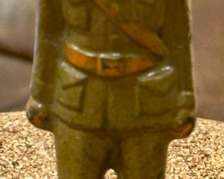 Selection of 1920-30's Barclay Manoil Toy Lead Soldiers.  