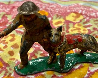 Selection of 1920-30's Barclay Manoil Toy Lead Soldiers.  