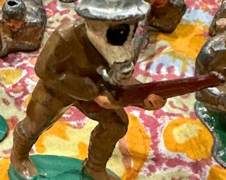Selection of 1920-30's Barclay Manoil Toy Lead Soldiers.  