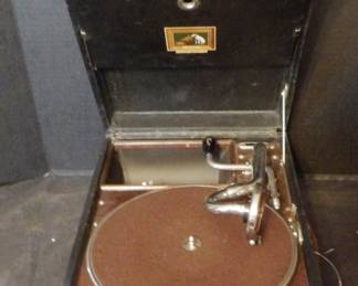 Antique Victor Phonograph