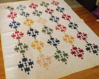 Vintage 1930s Era Pieced And Applique Quilt