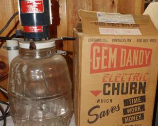 Gem Dandy 2 1/2 Gallon Electric Butter Churn With Original Box