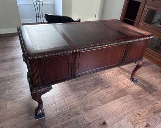 $250 - Hooker Furniture Desk
60”w x 30 1/2”h x 30” d
$250