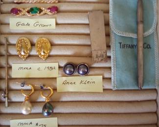 MMA = Metropolitan Museum of Art (New York). Tiffany money clip - Sterling, Tiffany pen - Sterling. Not mine.