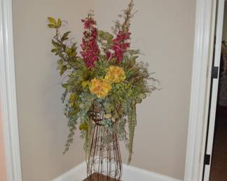 Iron Floral Decoration 