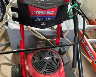 Power washer Troy Built 