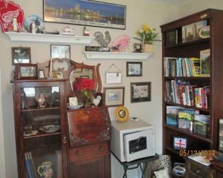 Bookcase, Safe, books and decor
