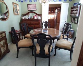 Dining Table - 6 chairs