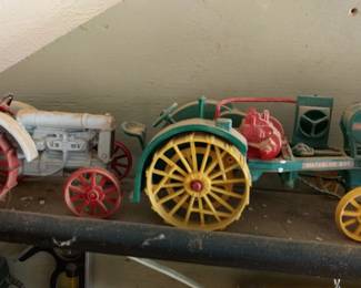 Vintage Tractor Model (metal)