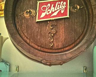 SCHLITZ BEER DECOR