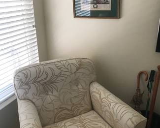 Comfy easy chair and framed print!