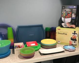 Lower level kitchen has an abundance of items for entertaining guests! 3 Ikea barstools in Black!