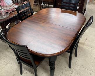 Black and Cherry Dining Table w/Pop up leaf + 4 Chairs