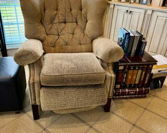 Cozy side chair