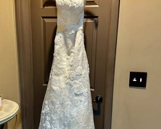 Beautiful wedding gown 