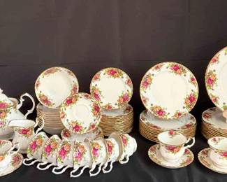  03 Royal Albert China Set