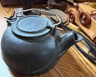 Cast iron kettle