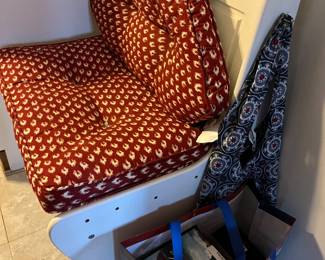 Country table and bench