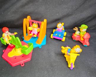 McD's Garfield & Ronald McDonald Happy Meal Toys