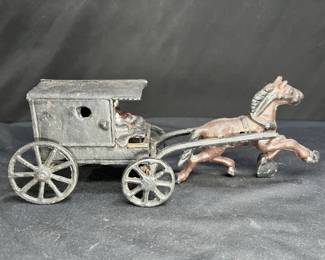 VTG Cast Iron Unbranded Amish Horse & Buggy Toy