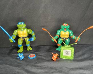 2 TMNT Toon Series Leonardo & Michelangelo