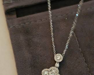 Diamond pendant necklace! Absolutely stunning!