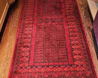 Beautiful runner! Bacara