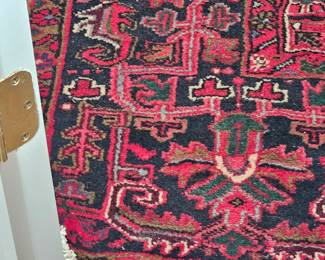 Room size area rug in excellent condition!