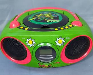 Teenage Mutant Ninja Turtles CD Player AM/FM Radio Powers On