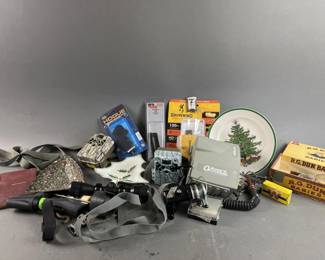 Lot 418 | Hunting/Fishing Table Lot