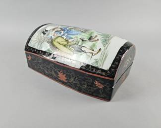 Lot 172 | Vintage Chinese Porcelain Lacquered Bento Box