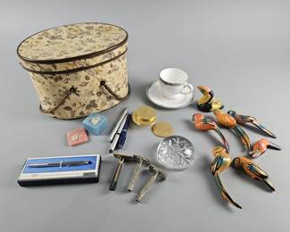 Lot 113 | Contents On Table Lot