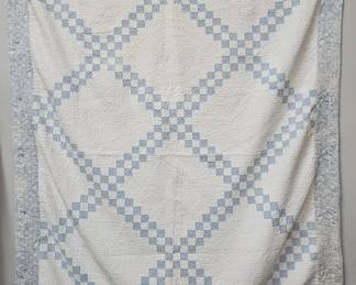 Lot 404 | Vintage Handmade Quilt