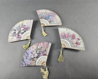 Lot 30 | Vintage Lena Liu Unfolding Beauty Plates
