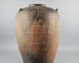 Lot 290 | Large Southeast Asian Pottery