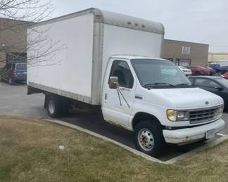 Lot 9 | 1995 Econoline Ford Box Truck