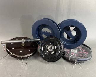 Lot 414 | 4 Kite Wheels