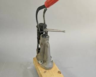 Lot 408 | Lyman 450 Reloading Bullet Lubricator Sizer Press