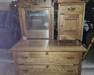 Lot 300 | Antique Oak Gentleman's Dresser