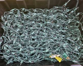 Lot 497 | Large Lot of White Net Lights