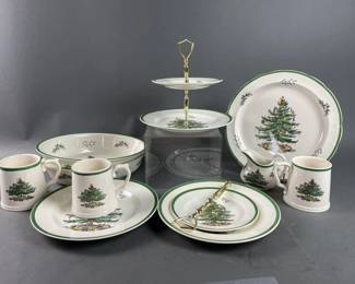 Lot 340 | Spode Christmas Tree China Serving Pieces