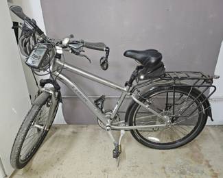 Lot 321 | Trek 8 Speed Bicycle w/ Garmin GPS Map
