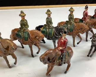 8 EARLY AMERICAN THEODORE HAHN MOUNTED SOLDIERS,

