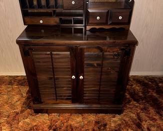 Nice Office Cabinet And Lamps