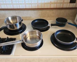 Brand New Small Pots Including Build In Double Boiler