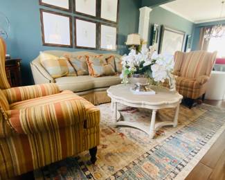 Living Room Furniture and Rugs