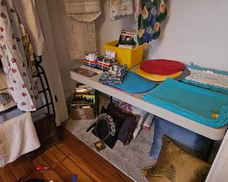 Placemats and tablecloths