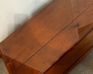 Trunk - No makers mark - Slight wear & tear - Asking $75