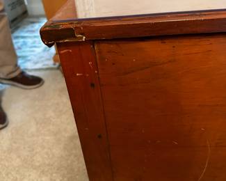 Trunk - No makers mark - Slight wear & tear - Asking $75